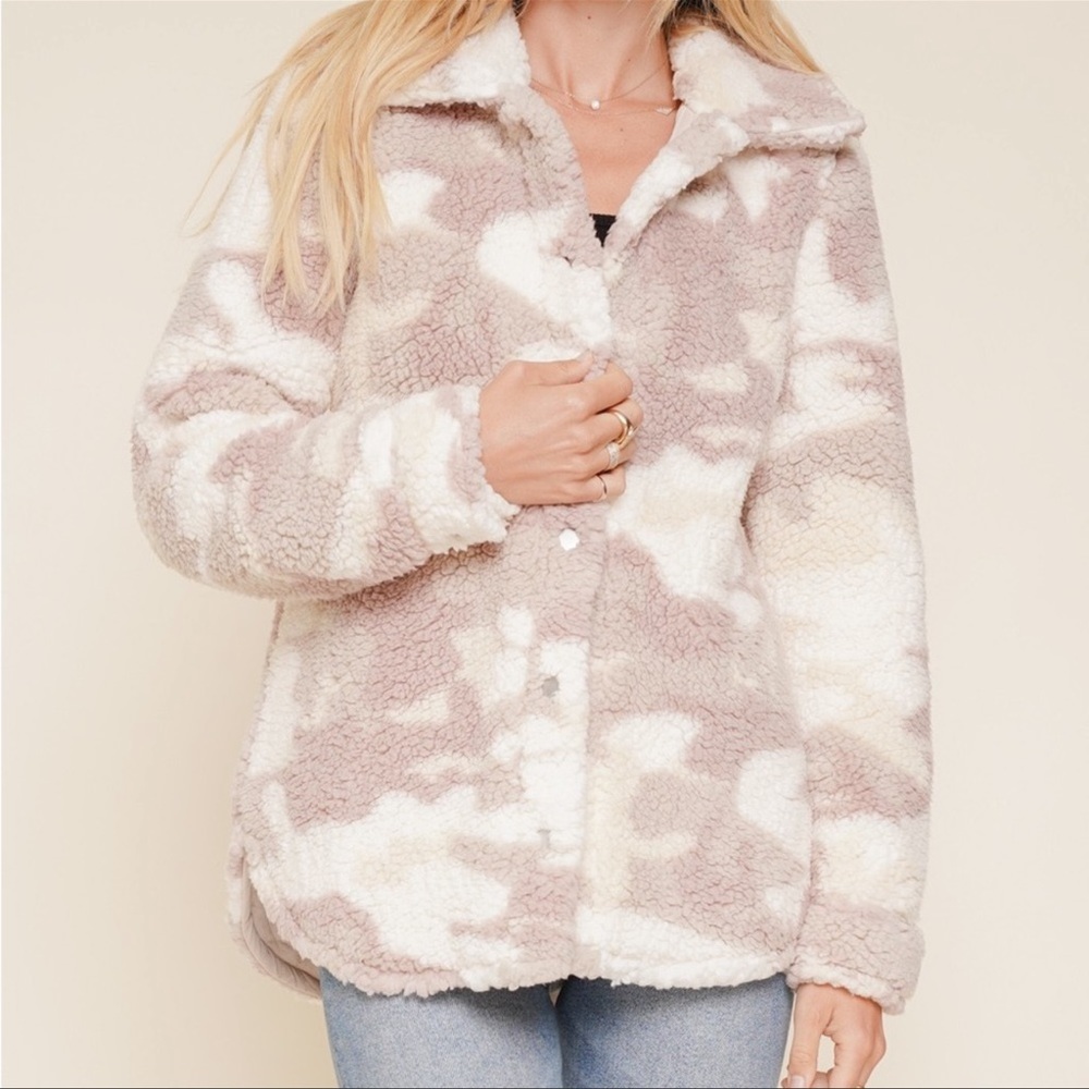 🆕Hem & Thread Camo Sherpa Fleece Rose Lavender Beige Cream Quilted Lined S,M& L